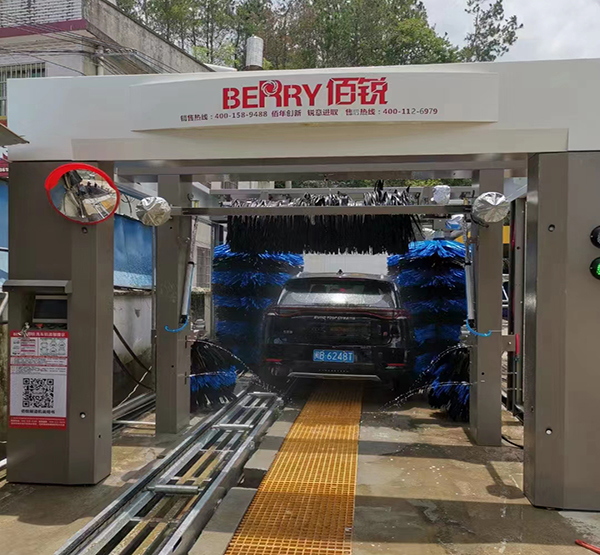 恭贺：湖北省黄冈市《柳北加油站》安装全自动隧道式洗车机